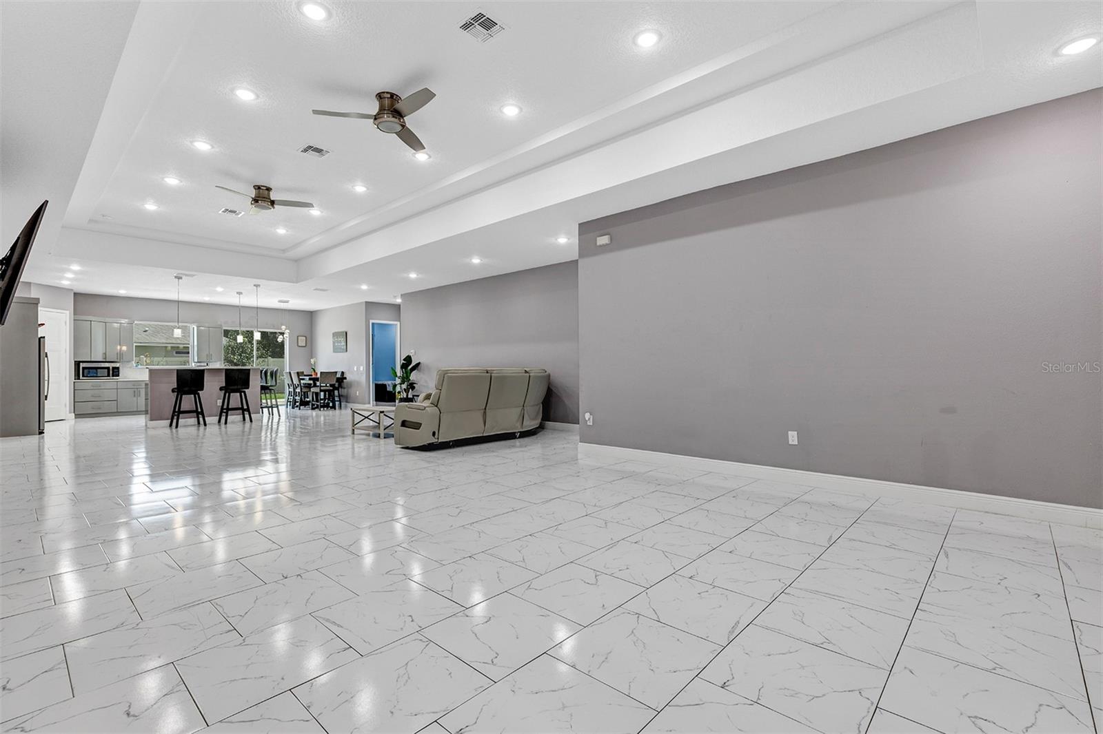 MARION OAKS UN 01 - Residential