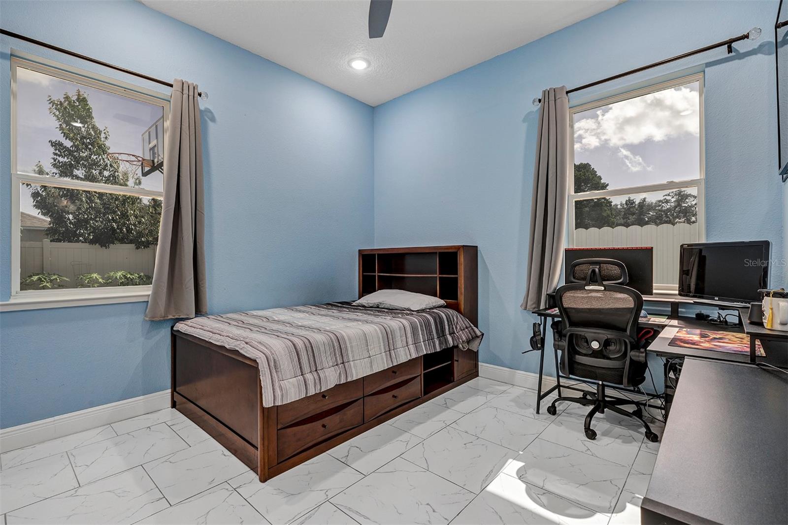 MARION OAKS UN 01 - Residential