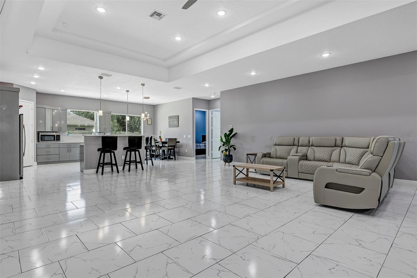 MARION OAKS UN 01 - Residential