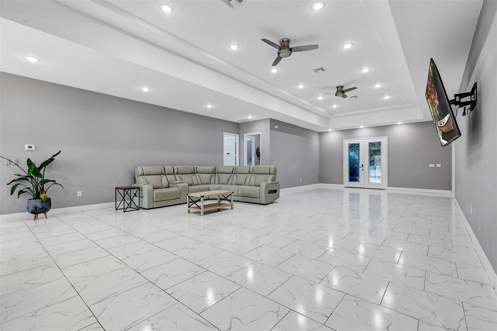 MARION OAKS UN 01 - Residential