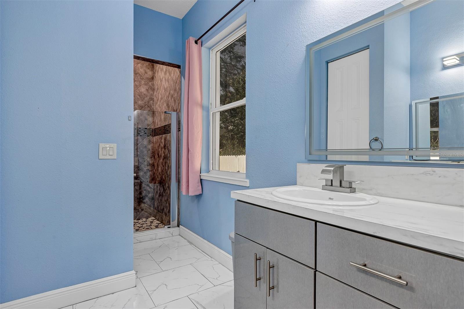 MARION OAKS UN 01 - Residential