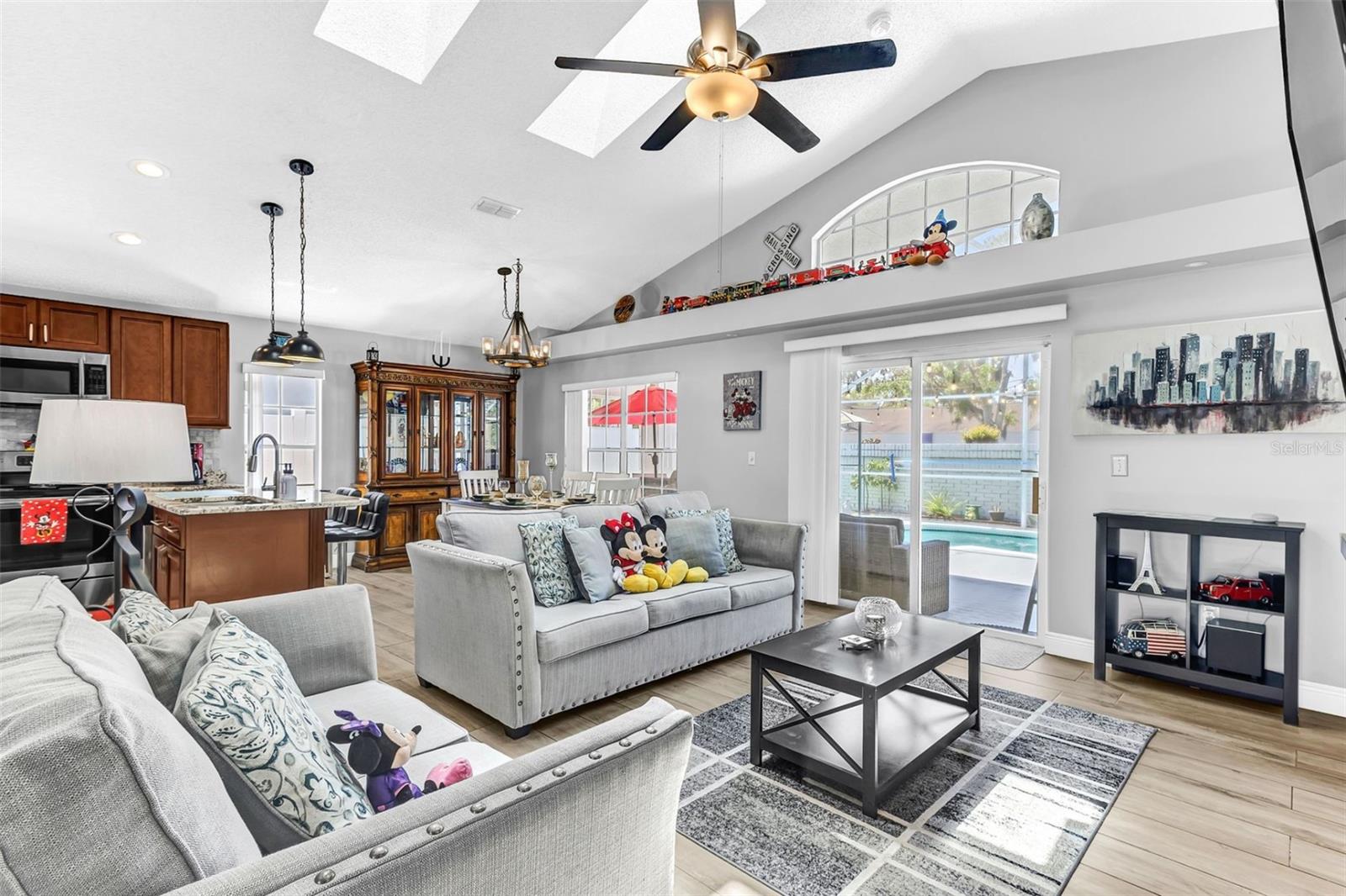 CREEKSIDE PH 1 - Residential