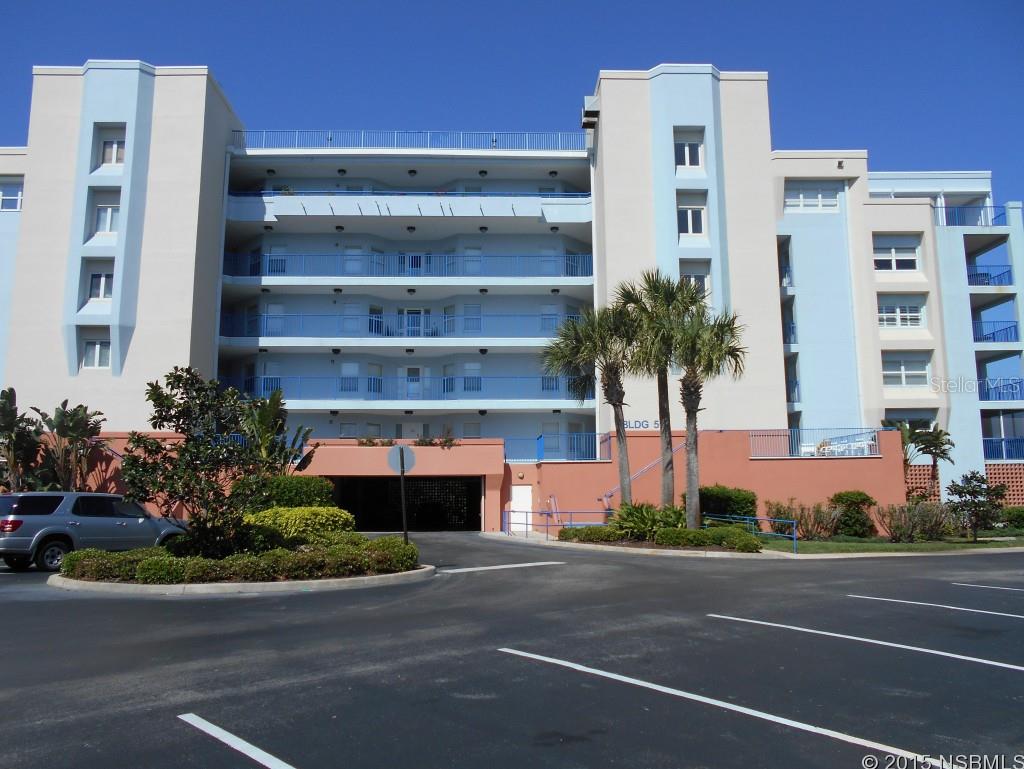 Beautiful 2 bedroom, 2 bath condo in Ocean Walk, Building 16. Granite countertops in the kitchen, tile floor in living room/dining area and plantation shutters. Community has 2 pools, 2 clubhouses with fitness rooms, 2 tennis and shuffleboard courts, basketball court and hiking areas. This is great for families and located a short walk to the ocean. ;Water: City