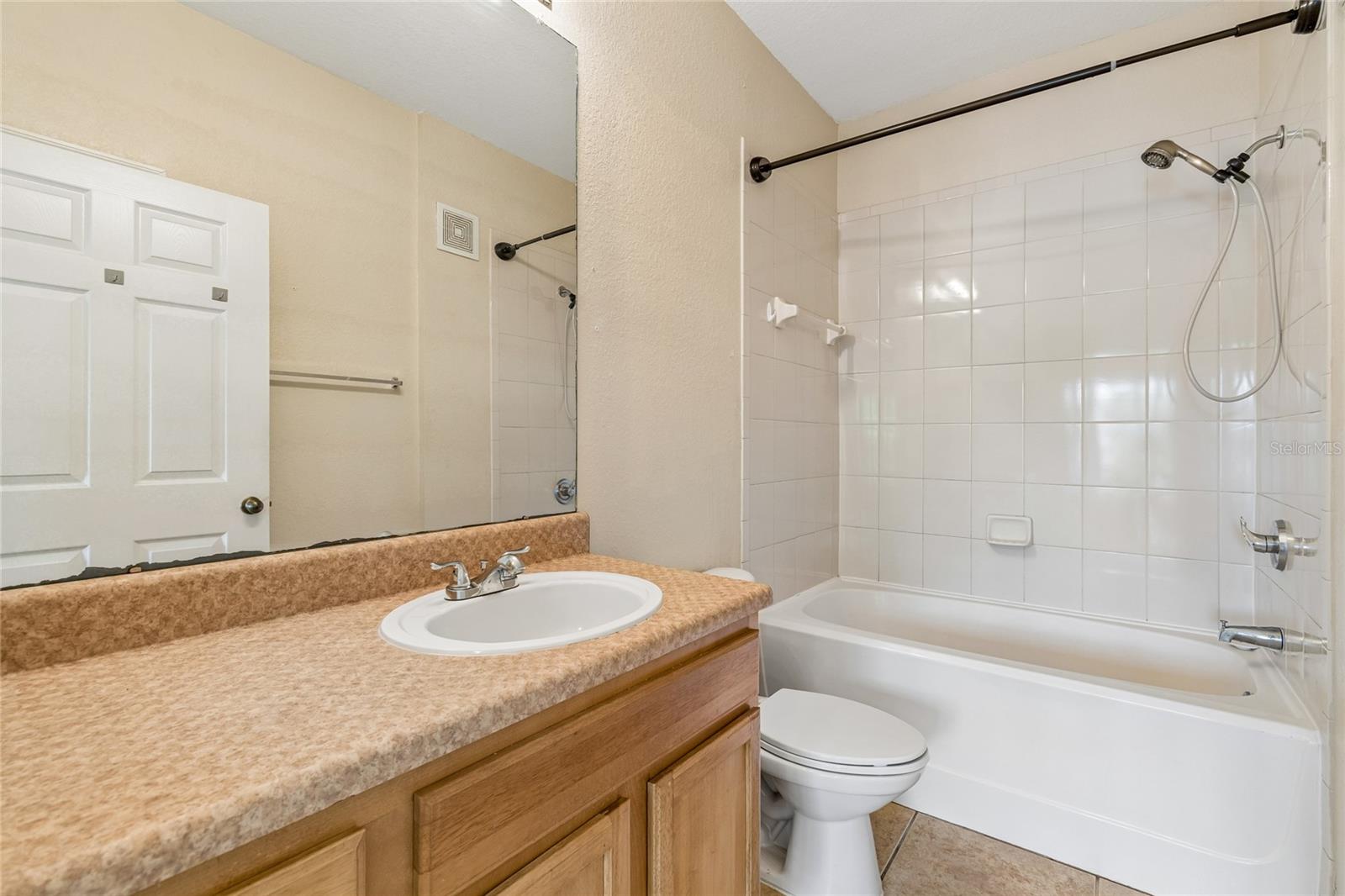 COURTNEY PALMS CONDO - Residential