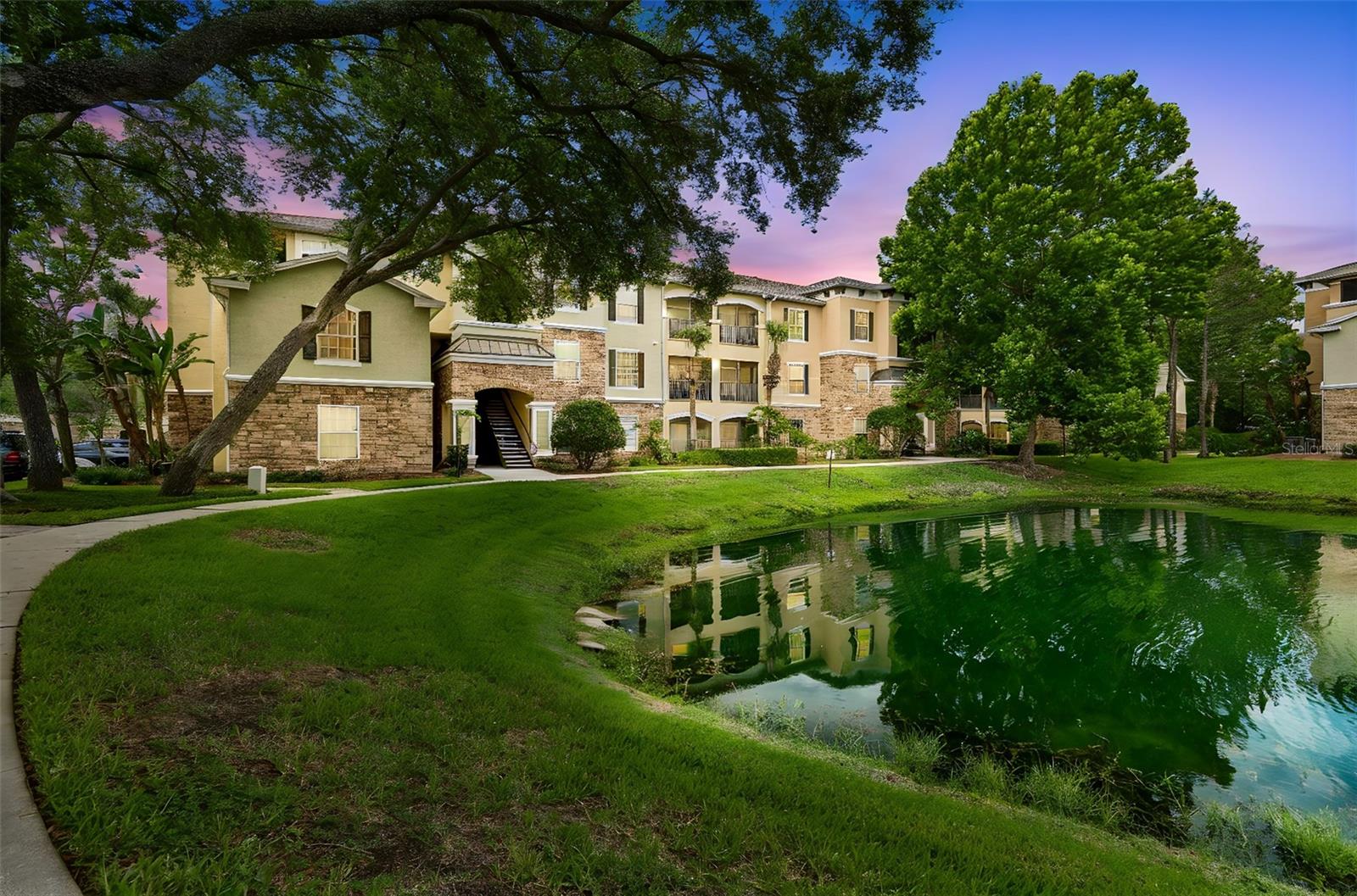 COURTNEY PALMS CONDO - Residential