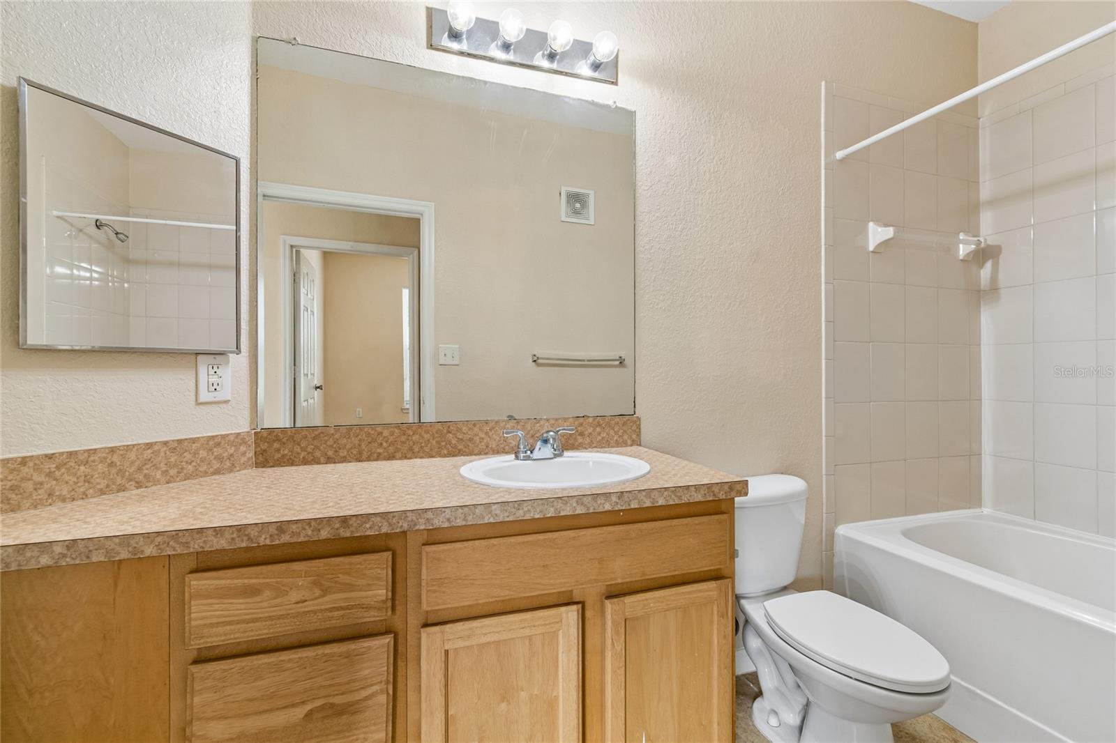 COURTNEY PALMS CONDO - Residential