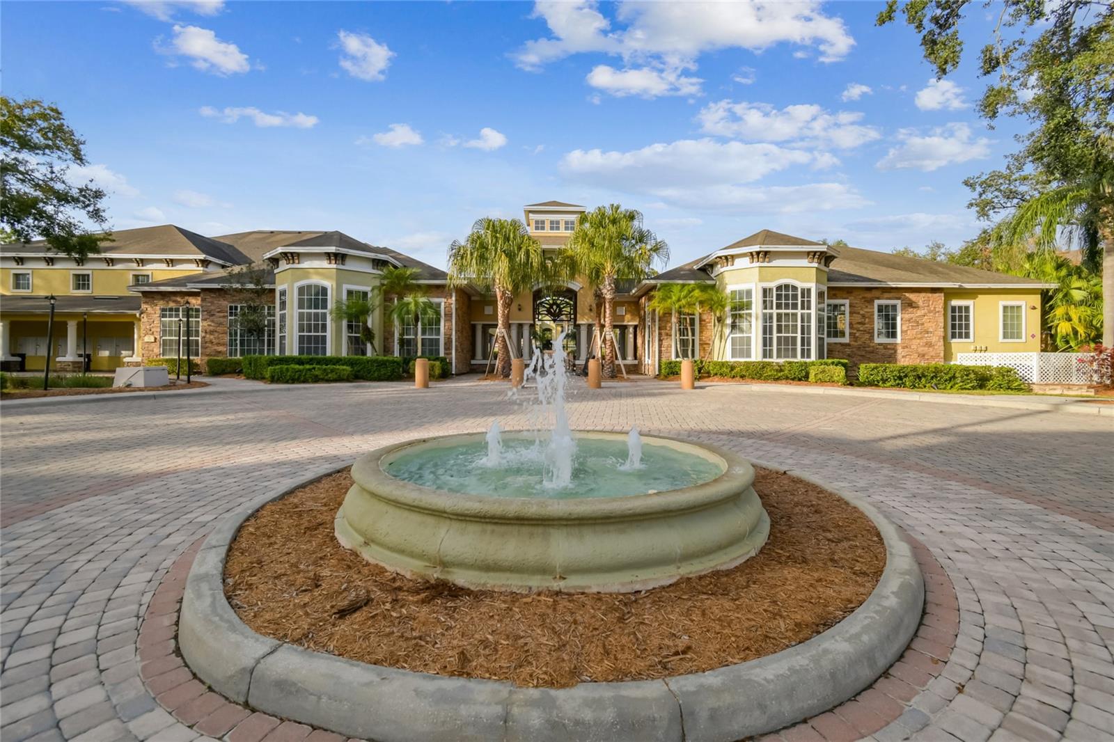 COURTNEY PALMS CONDO - Residential