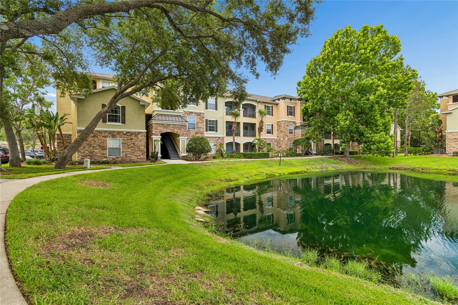 COURTNEY PALMS CONDO - Residential