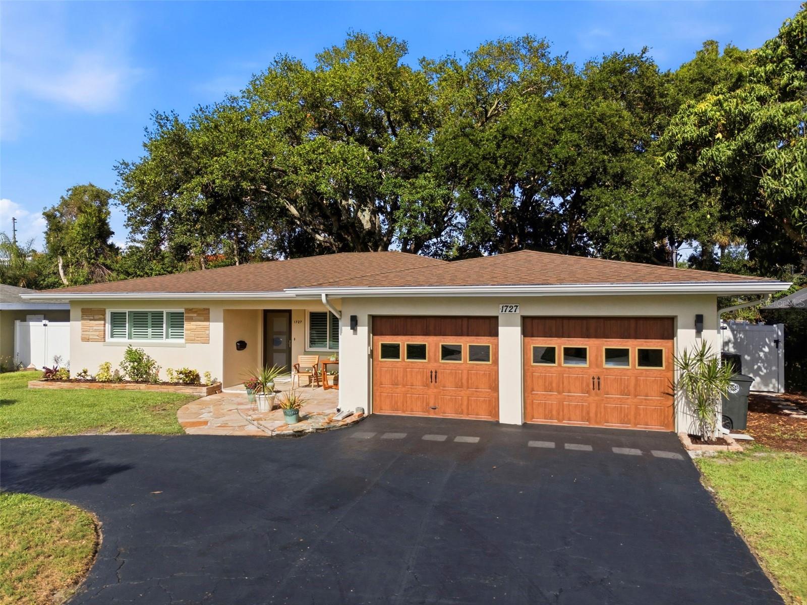 BELLEAIR ESTATES 2ND ADD - Residential