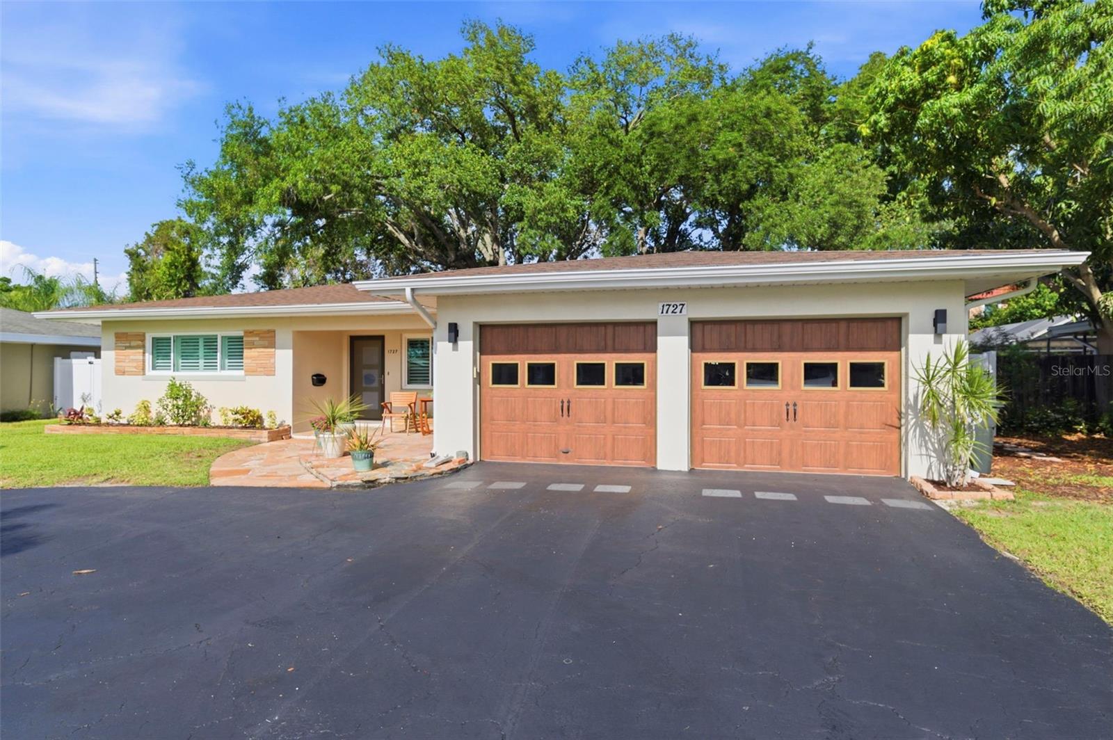 BELLEAIR ESTATES 2ND ADD - Residential