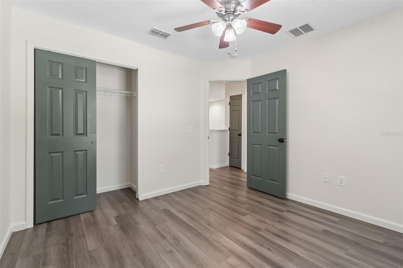 PALMETTO COVE - Residential