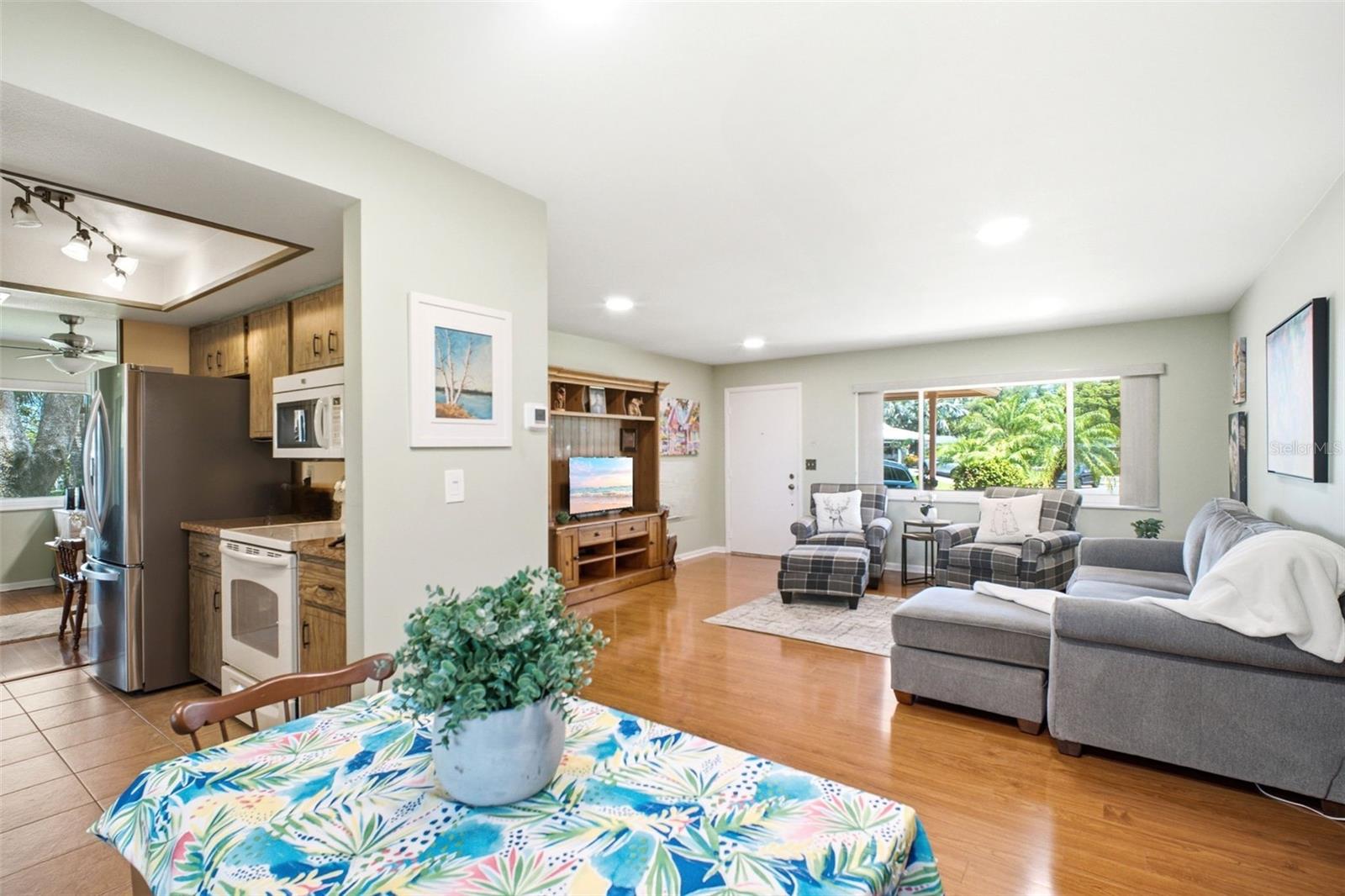 HIGHLAND LAKES - Residential