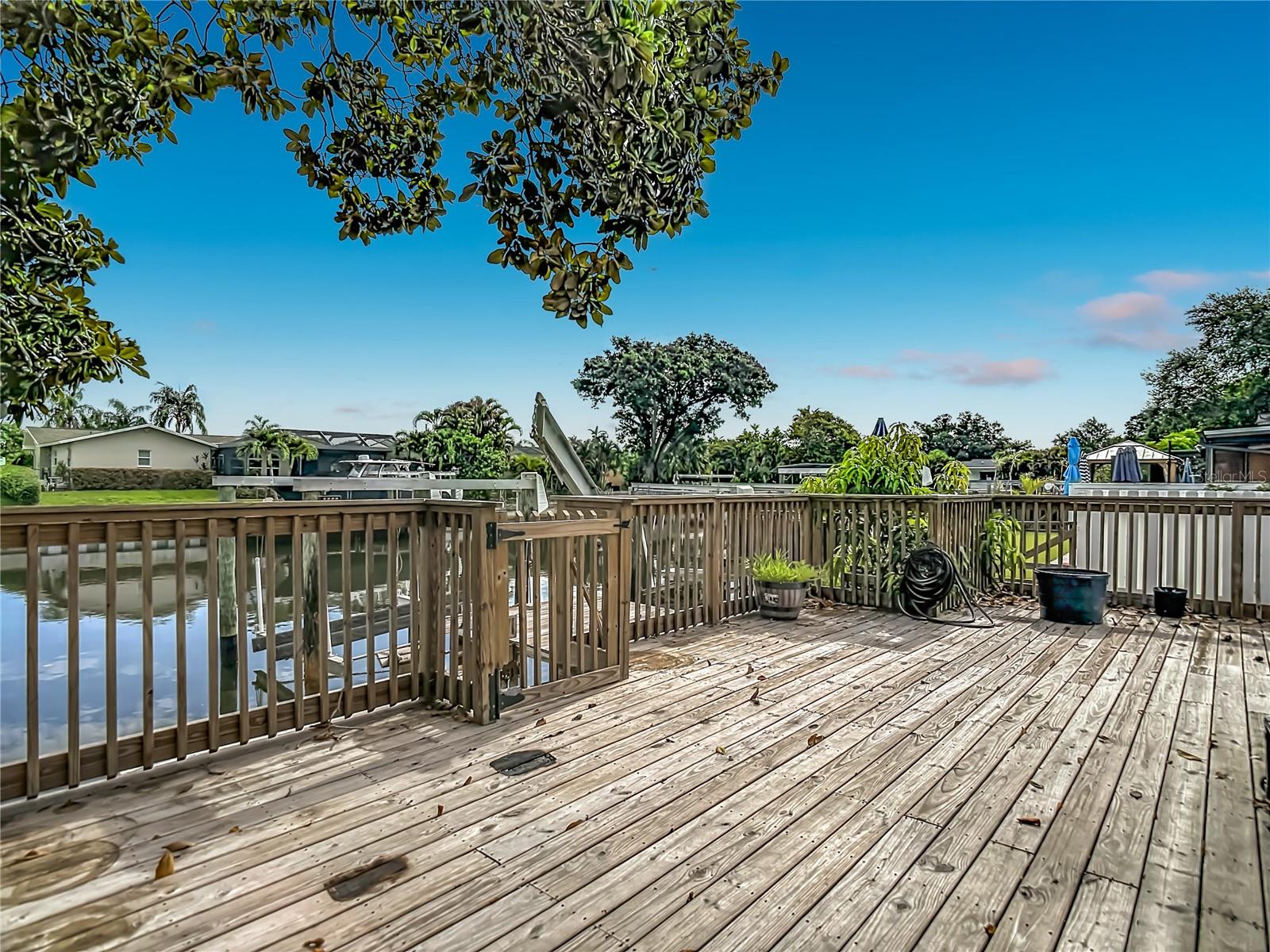 BAY CREST PARK UNIT 21 - Residential