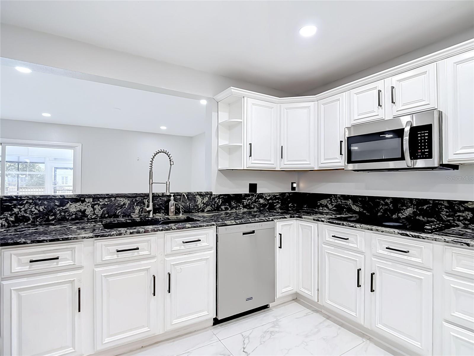 BAY CREST PARK UNIT 21 - Residential