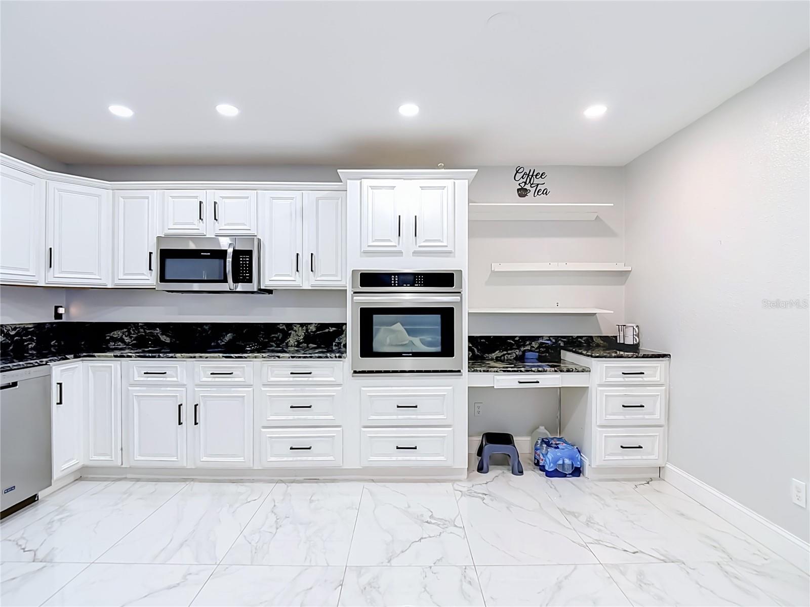 BAY CREST PARK UNIT 21 - Residential