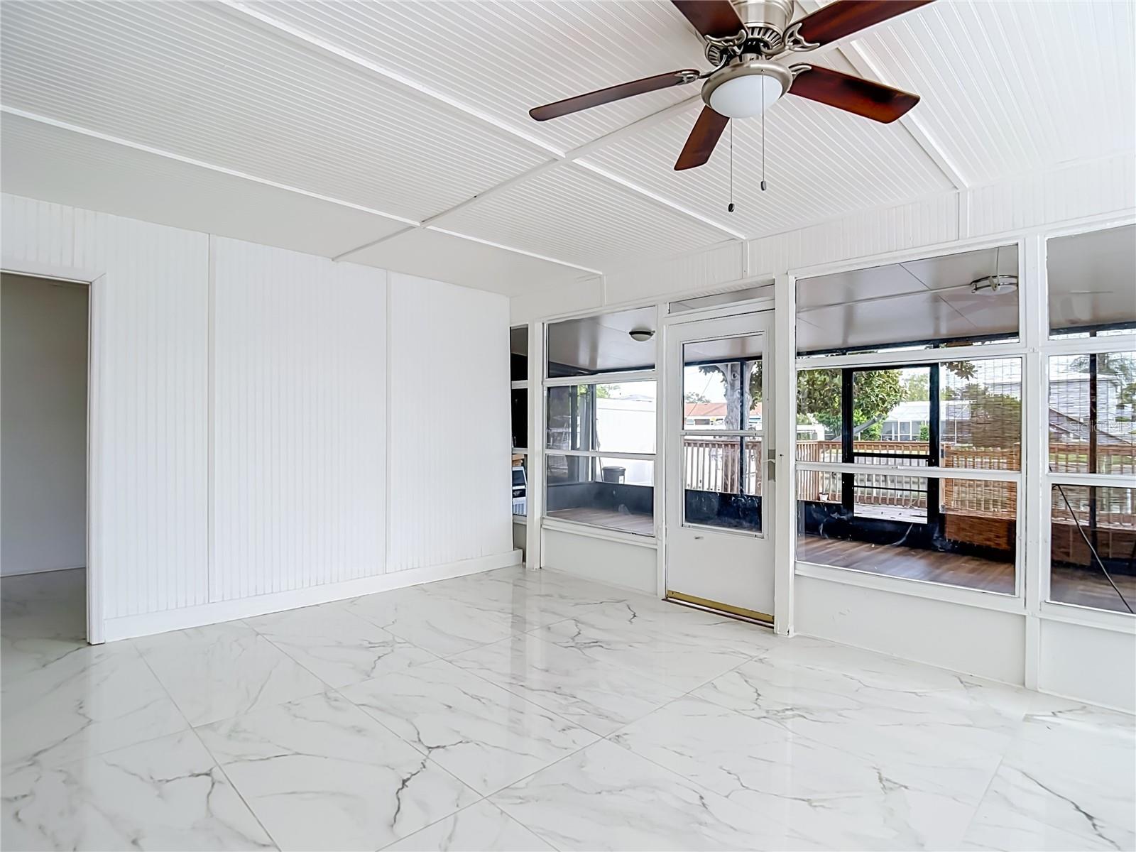 BAY CREST PARK UNIT 21 - Residential