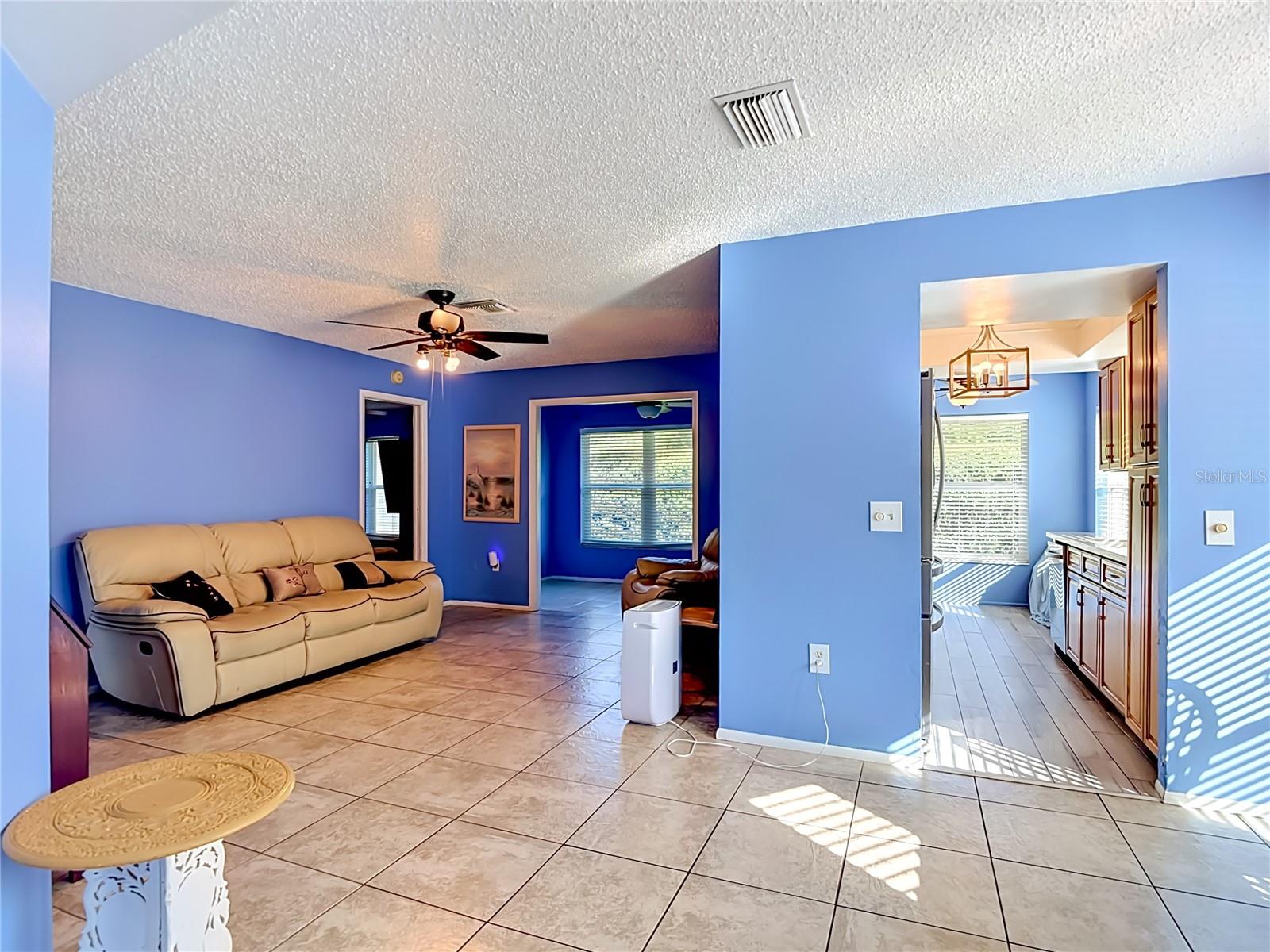 CAPRI VILLAGE CONDO 01 - Residential