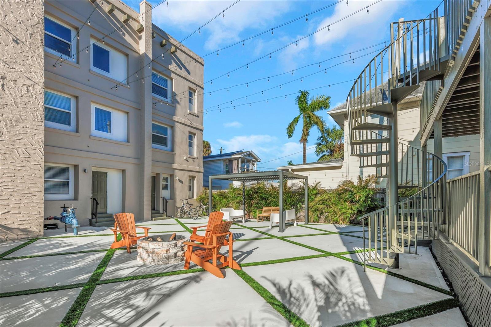 MCDANIEL & SMALLWOODS SUB - Residential Lease