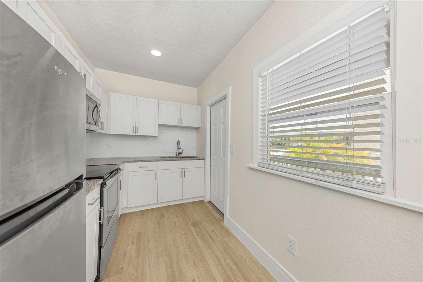 MCDANIEL & SMALLWOODS SUB - Residential Lease