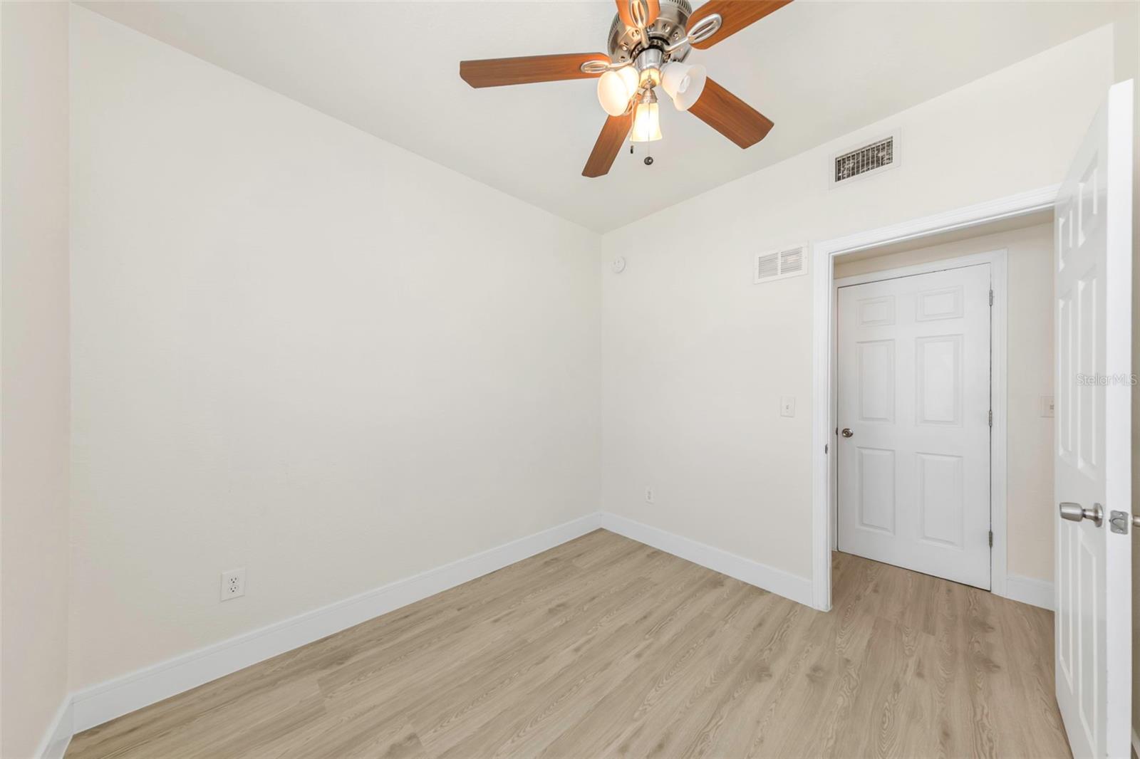 MCDANIEL & SMALLWOODS SUB - Residential Lease