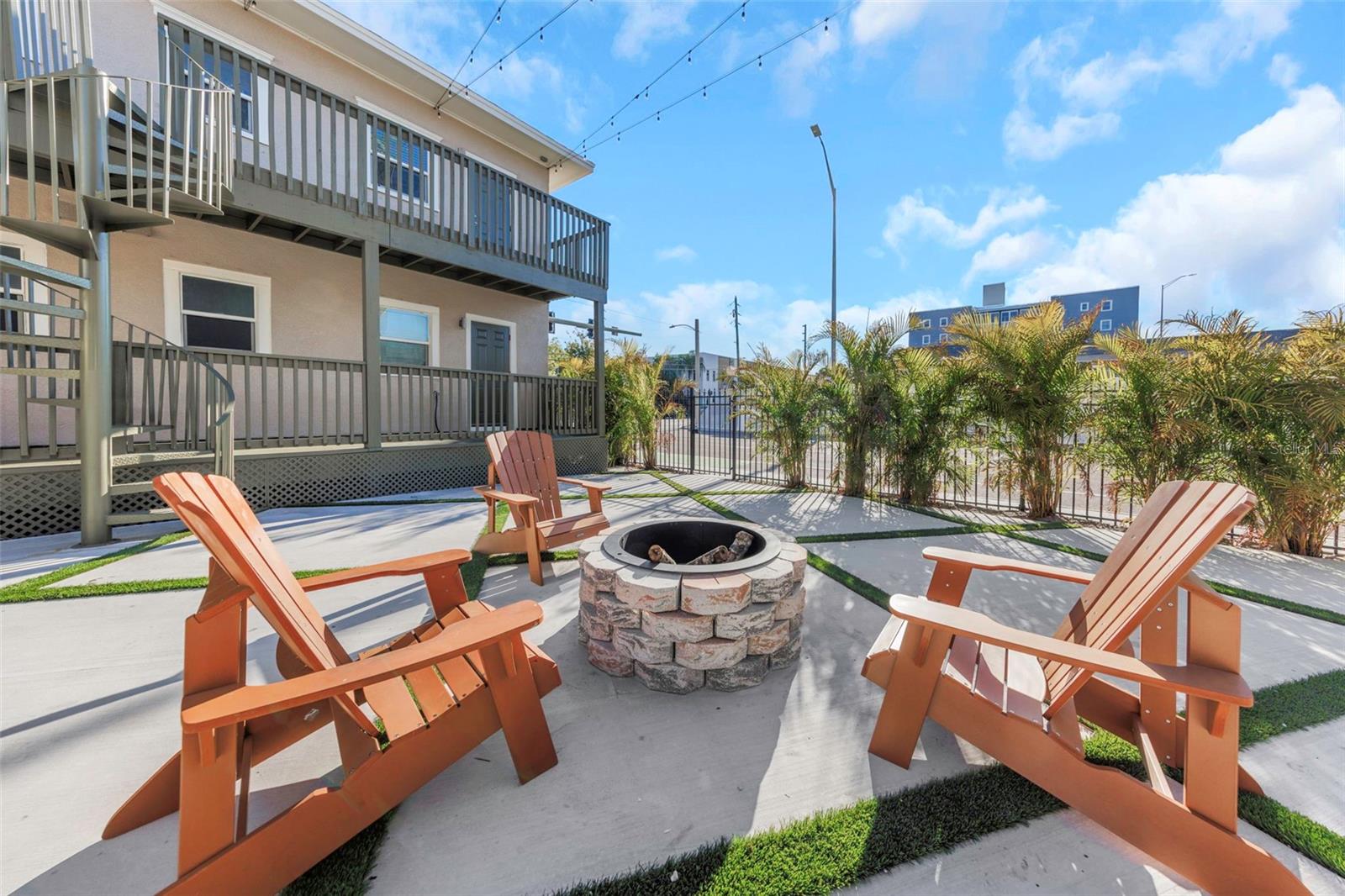 MCDANIEL & SMALLWOODS SUB - Residential Lease