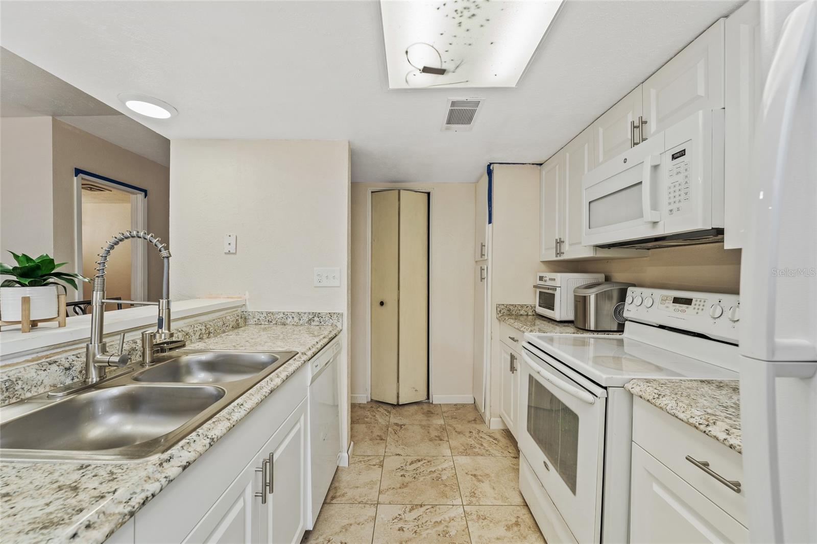 LYME BAY COLONY CONDO - Residential