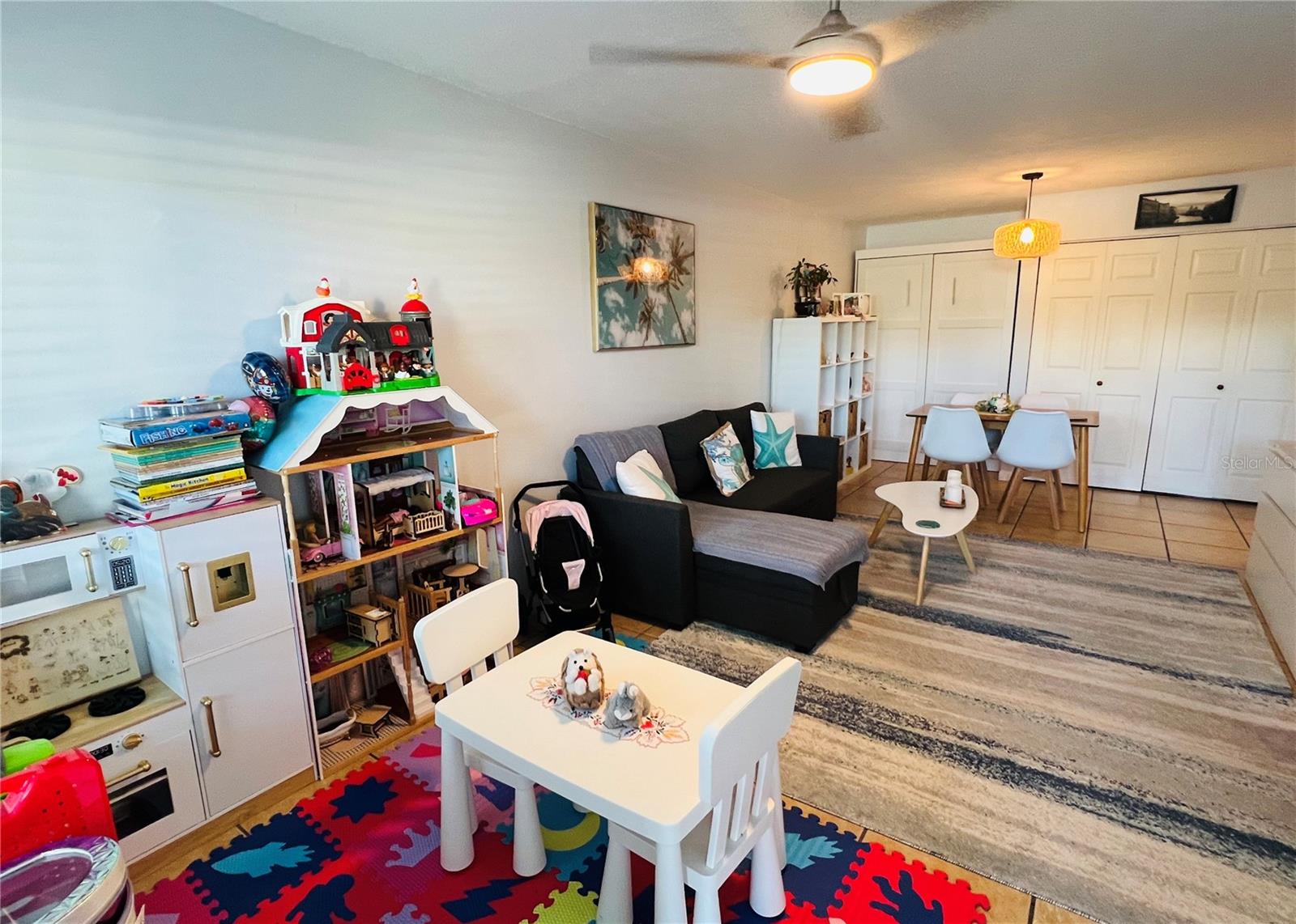 FOUNTAIN SQUARE CONDO - Residential