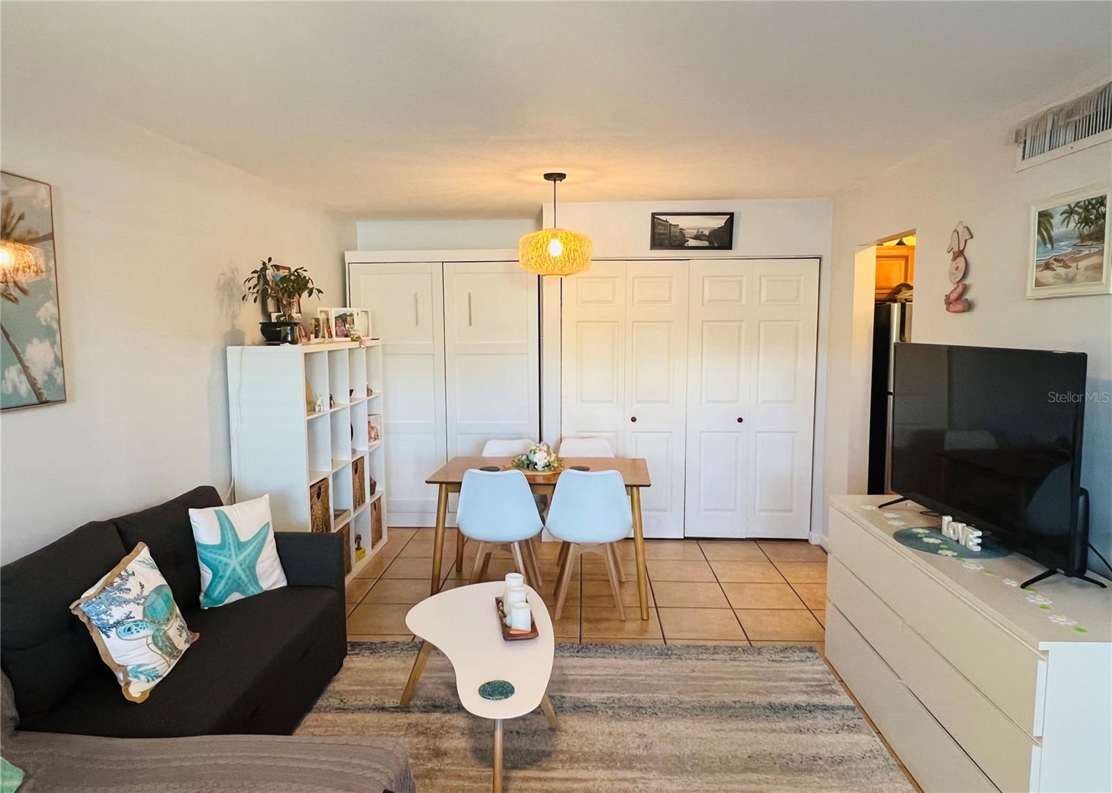 FOUNTAIN SQUARE CONDO - Residential