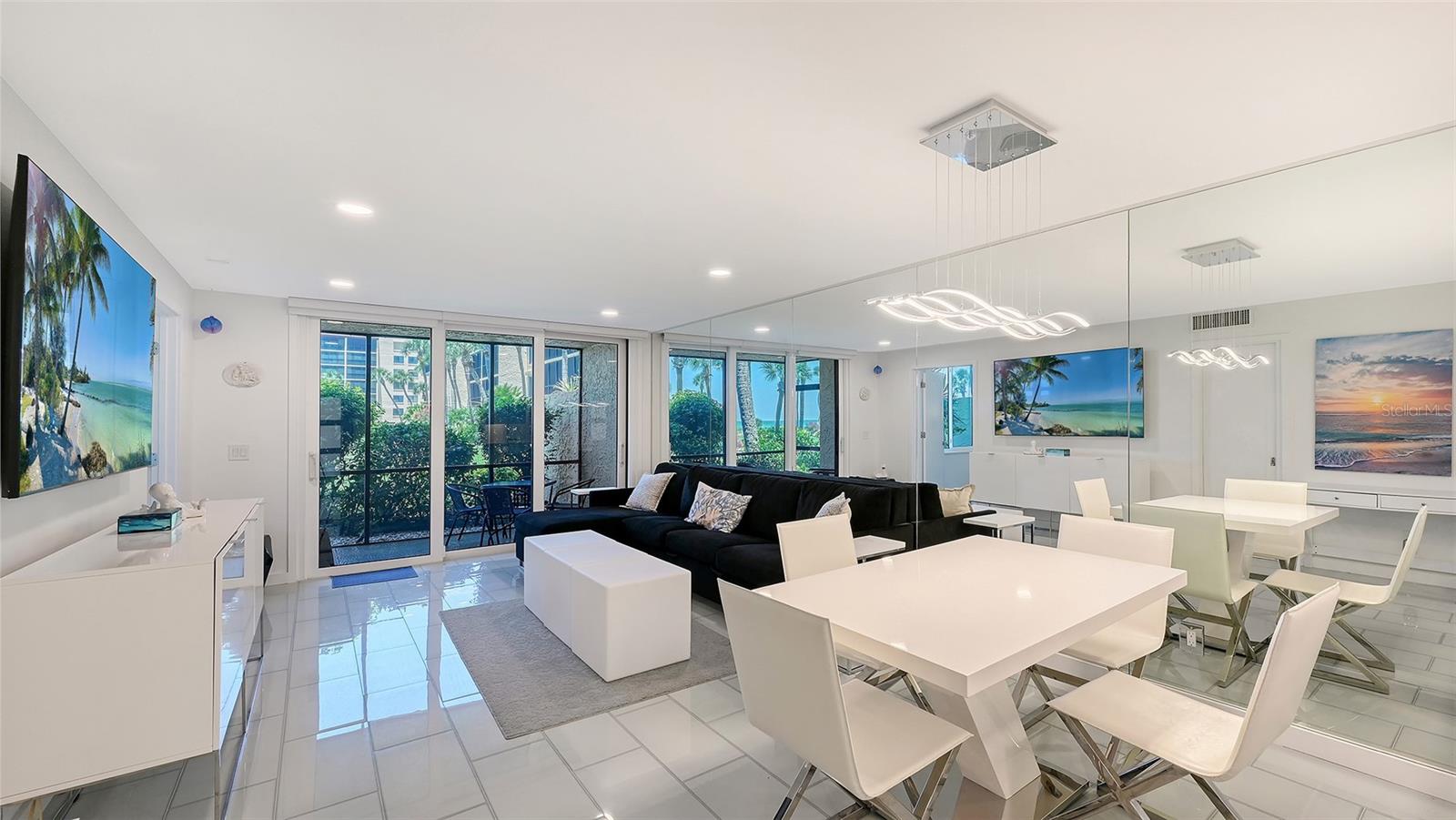 SEAPLACE III - Residential