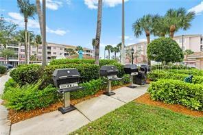SABAL POINTE/MAJESTIC PALMS PH - Residential