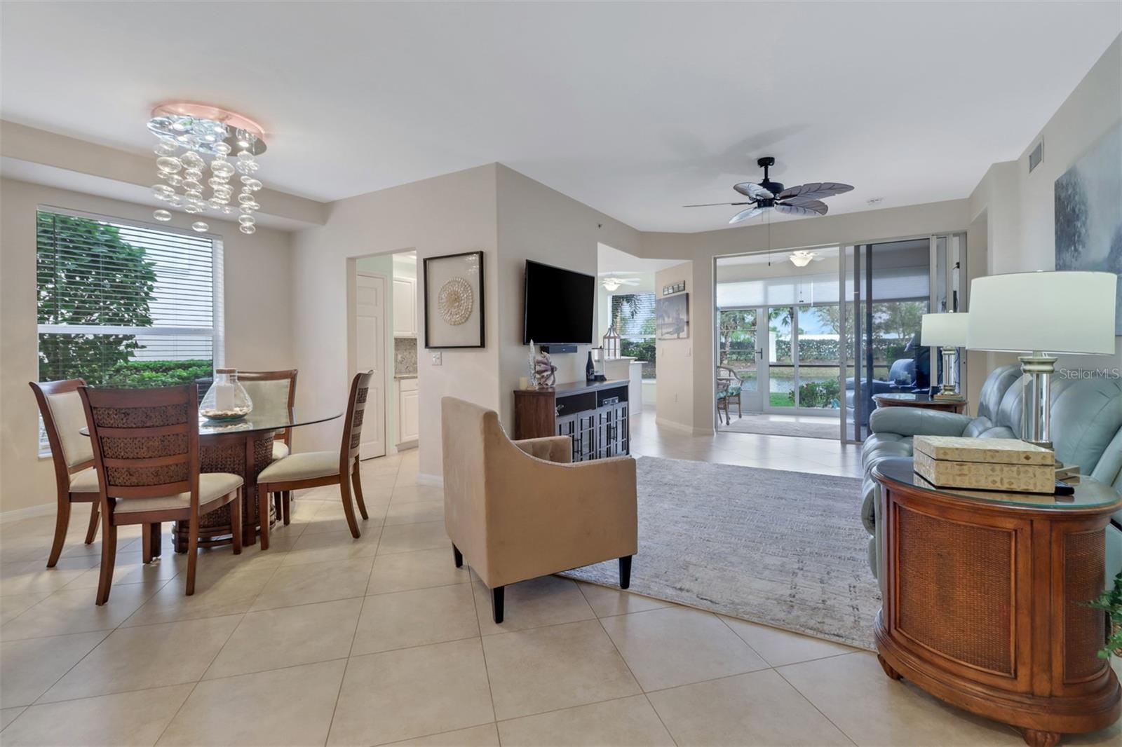 SABAL POINTE/MAJESTIC PALMS PH - Residential