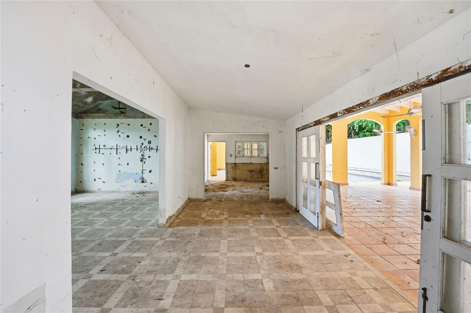GARDEN HILLS NORTE - Residential