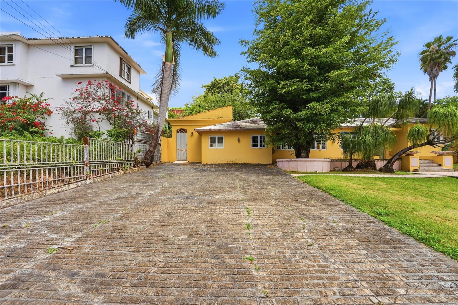GARDEN HILLS NORTE - Residential