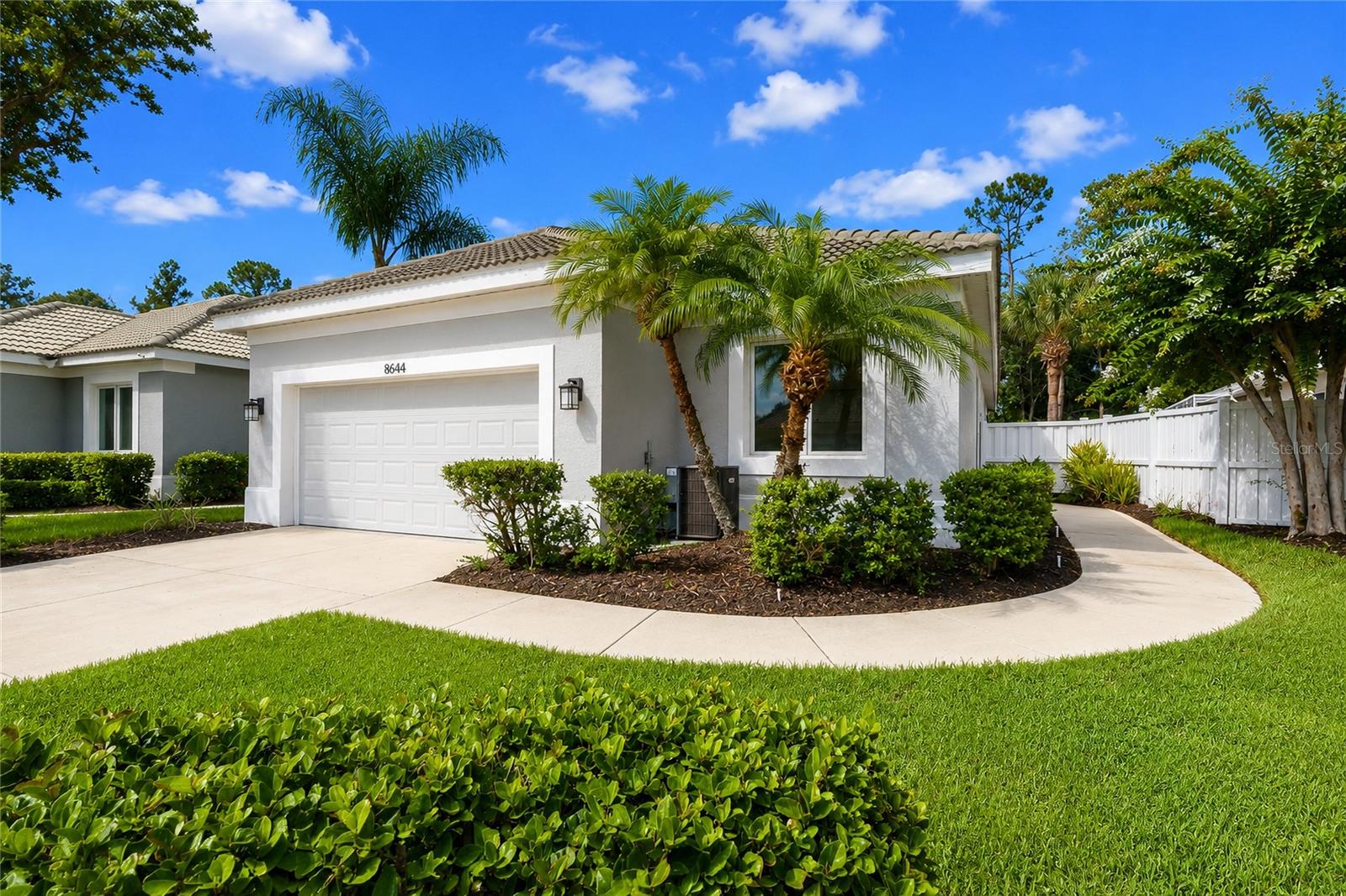 ROSEDALE 11 - Residential