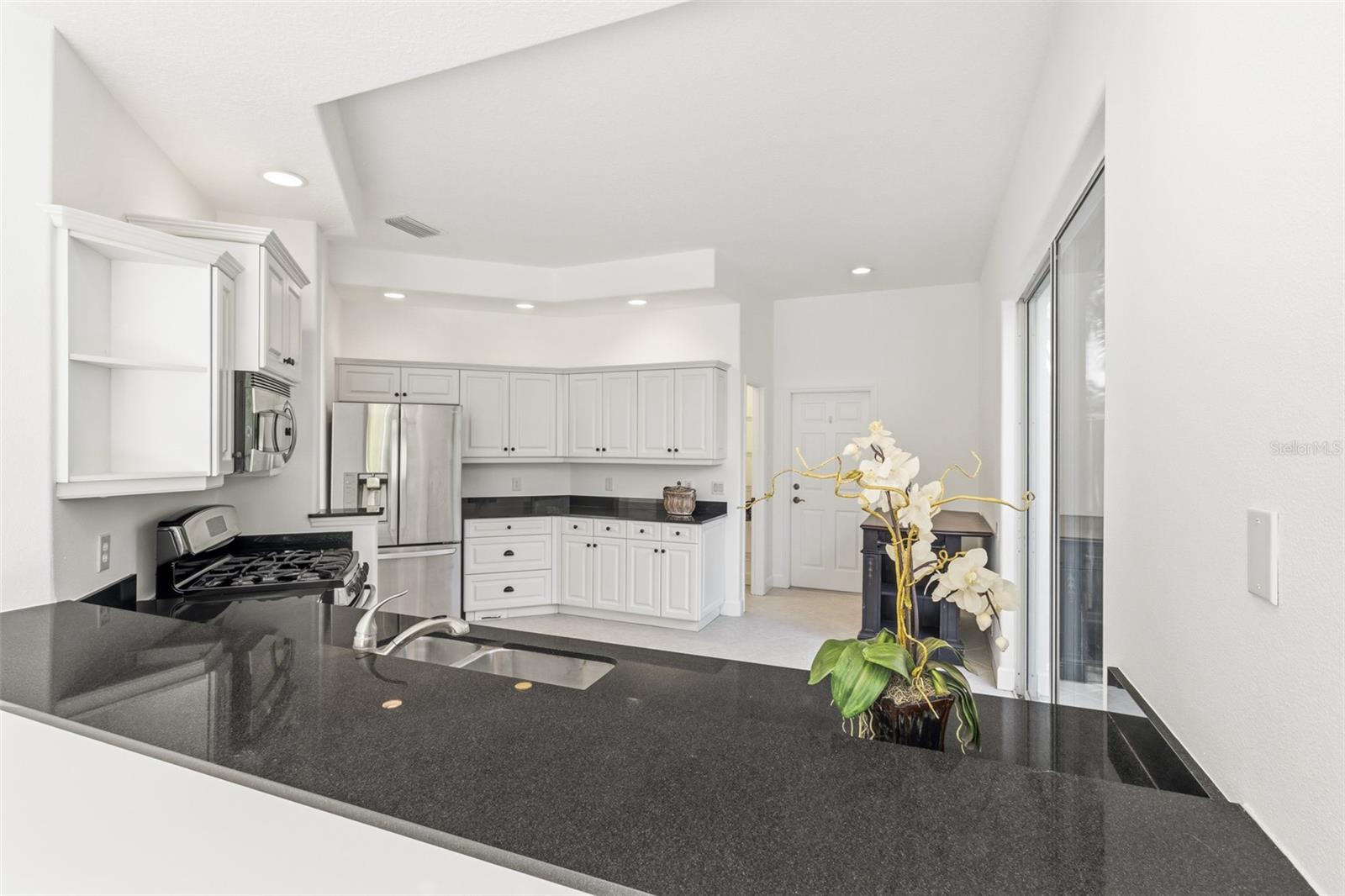 ROSEDALE 11 - Residential