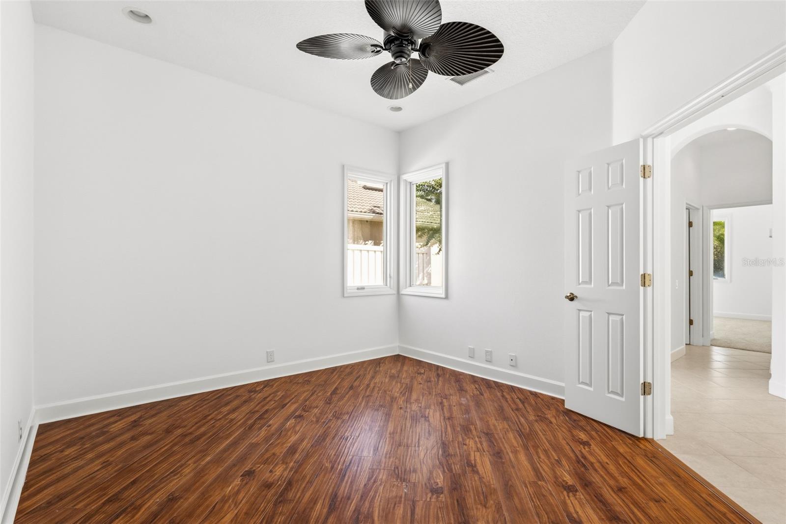 ROSEDALE 11 - Residential