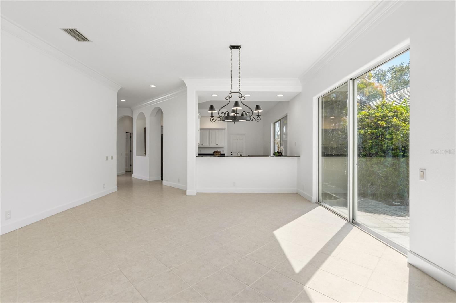 ROSEDALE 11 - Residential