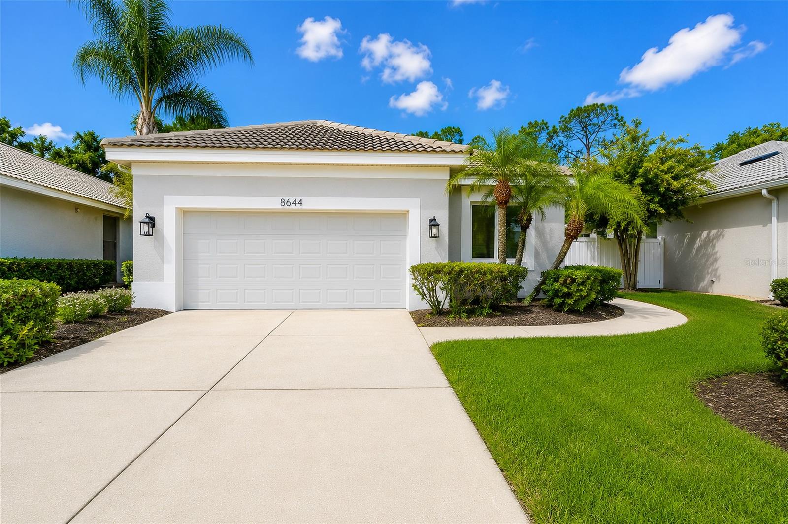 ROSEDALE 11 - Residential