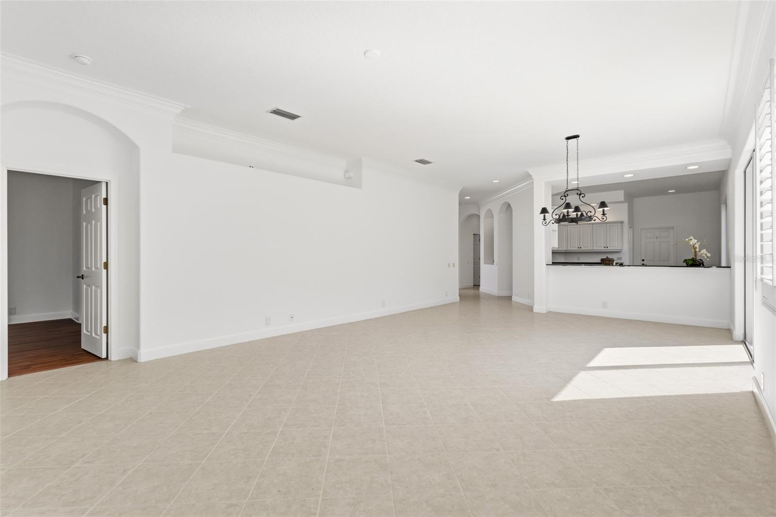 ROSEDALE 11 - Residential