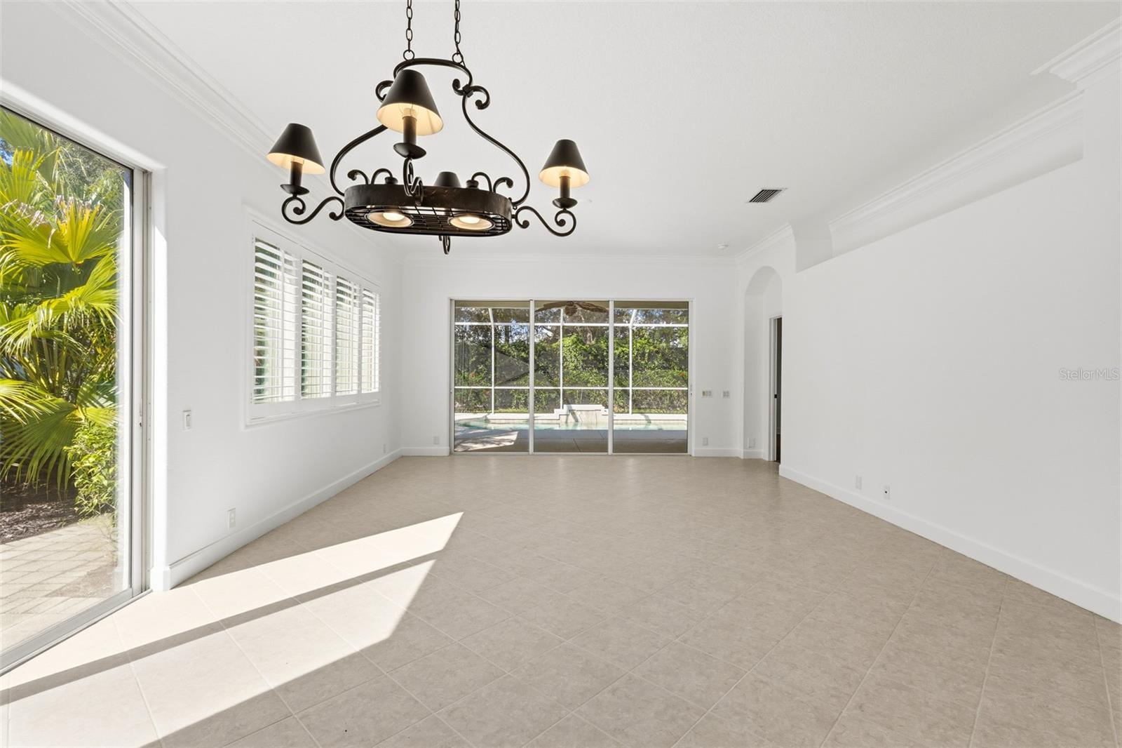 ROSEDALE 11 - Residential