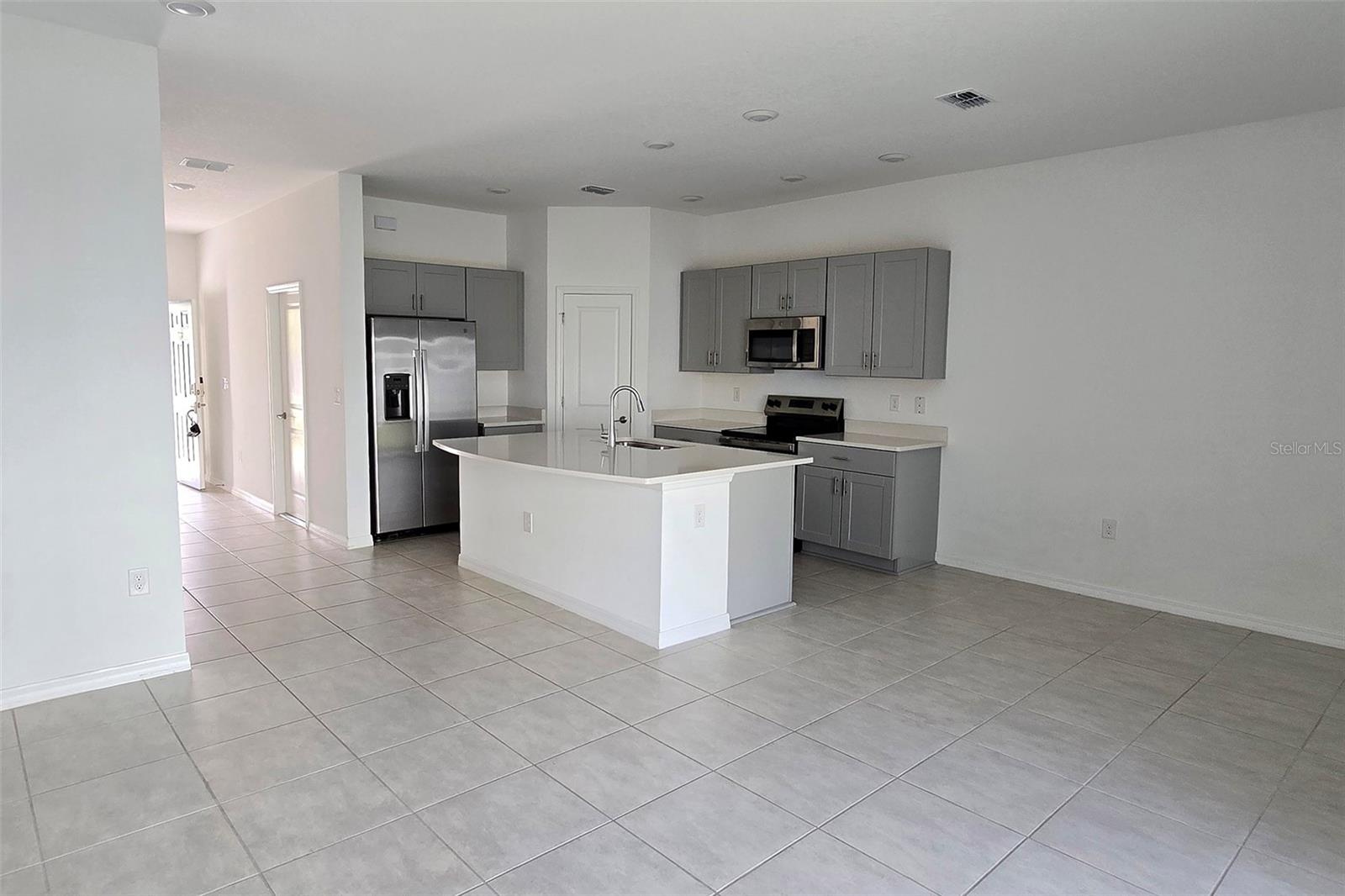 BELLA VITA PH 3 - Residential Lease