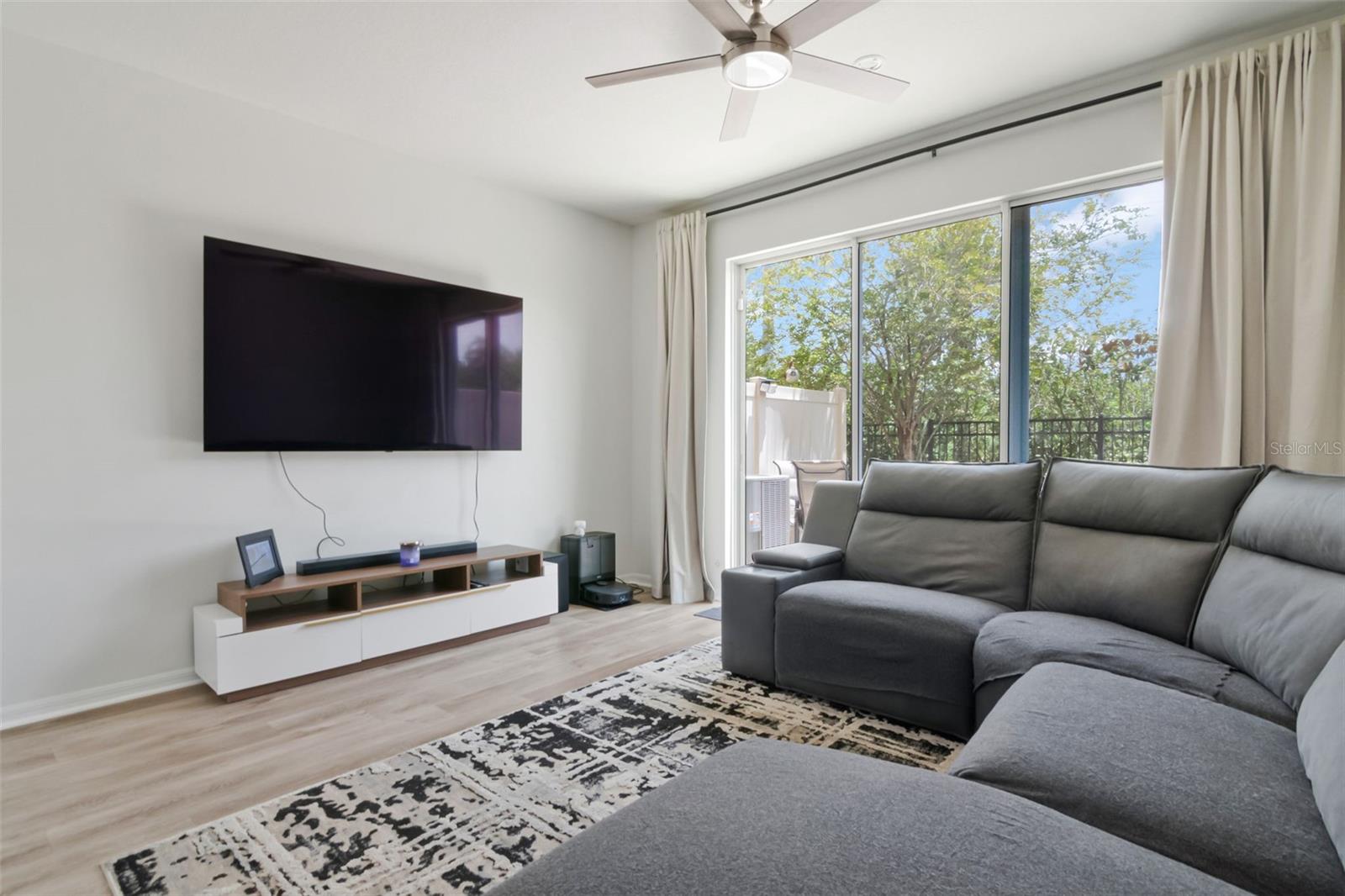 MAGNOLIA PARK NORTHEAST RESIDE - Residential