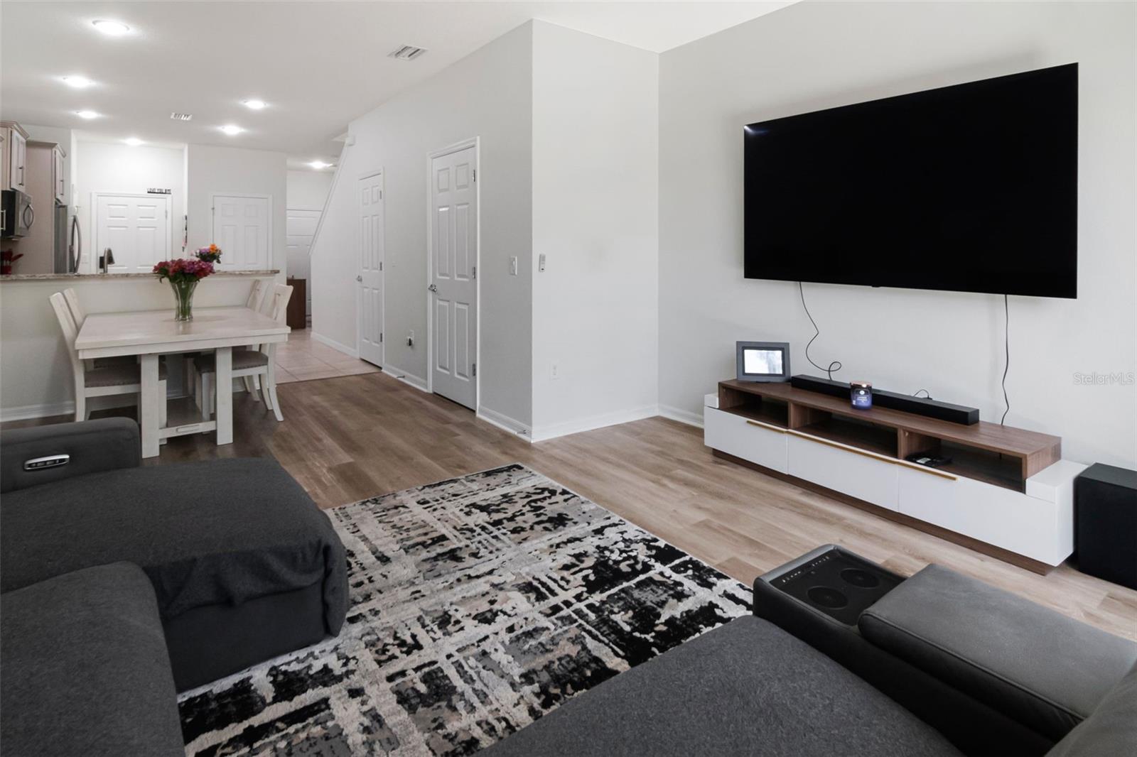 MAGNOLIA PARK NORTHEAST RESIDE - Residential