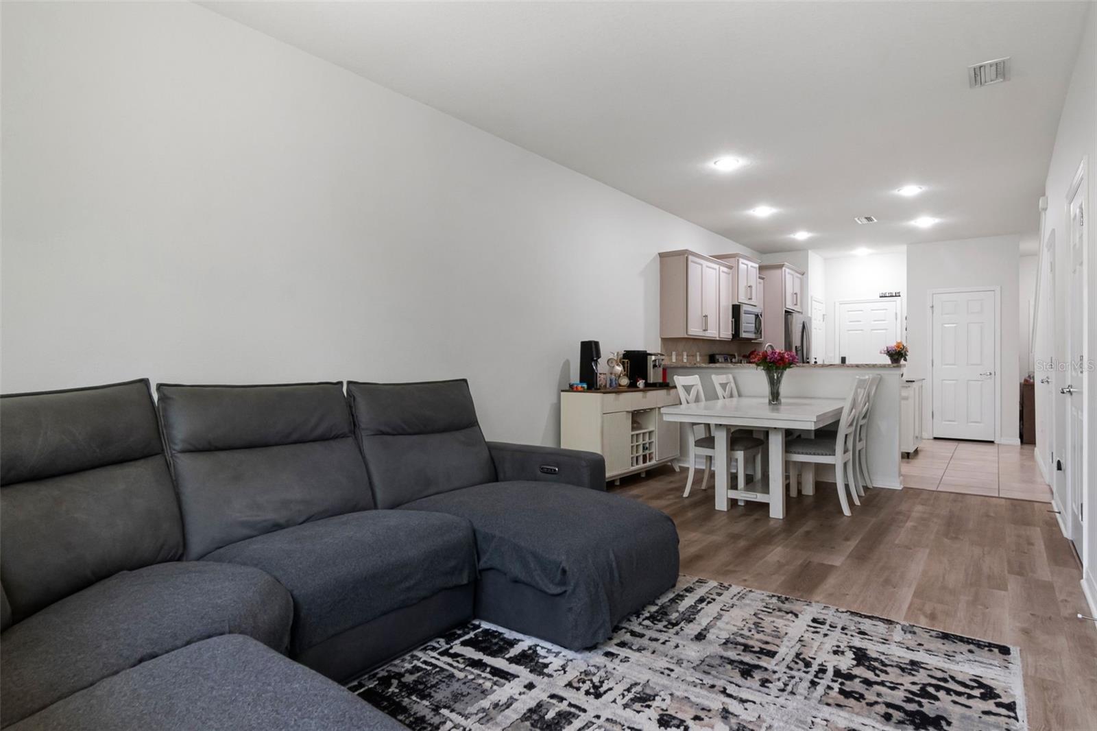 MAGNOLIA PARK NORTHEAST RESIDE - Residential