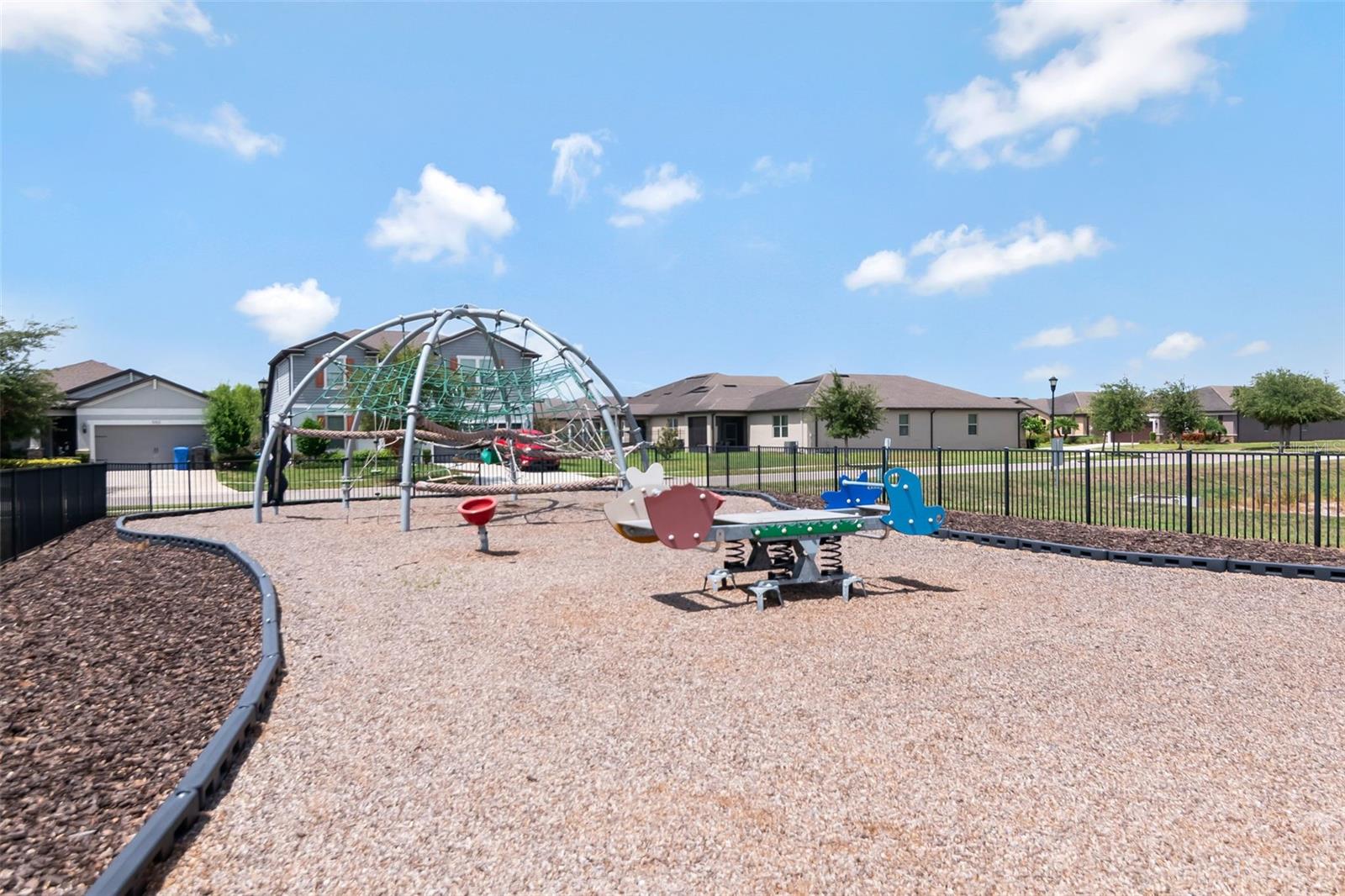 MAGNOLIA PARK NORTHEAST RESIDE - Residential