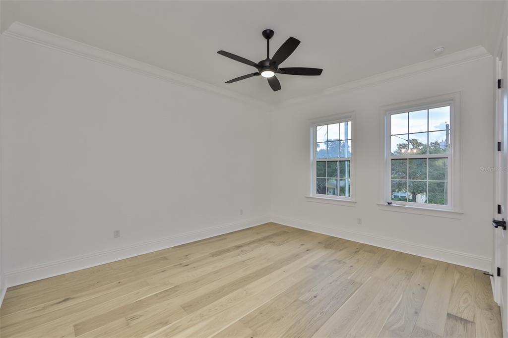 PICADILLY - Residential