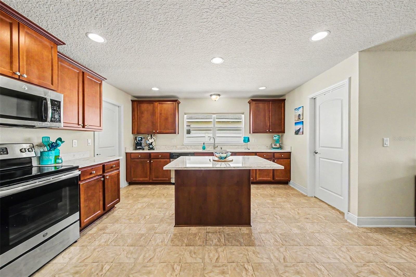 FRUITLAND PARK CHELSEAS RUN - Residential