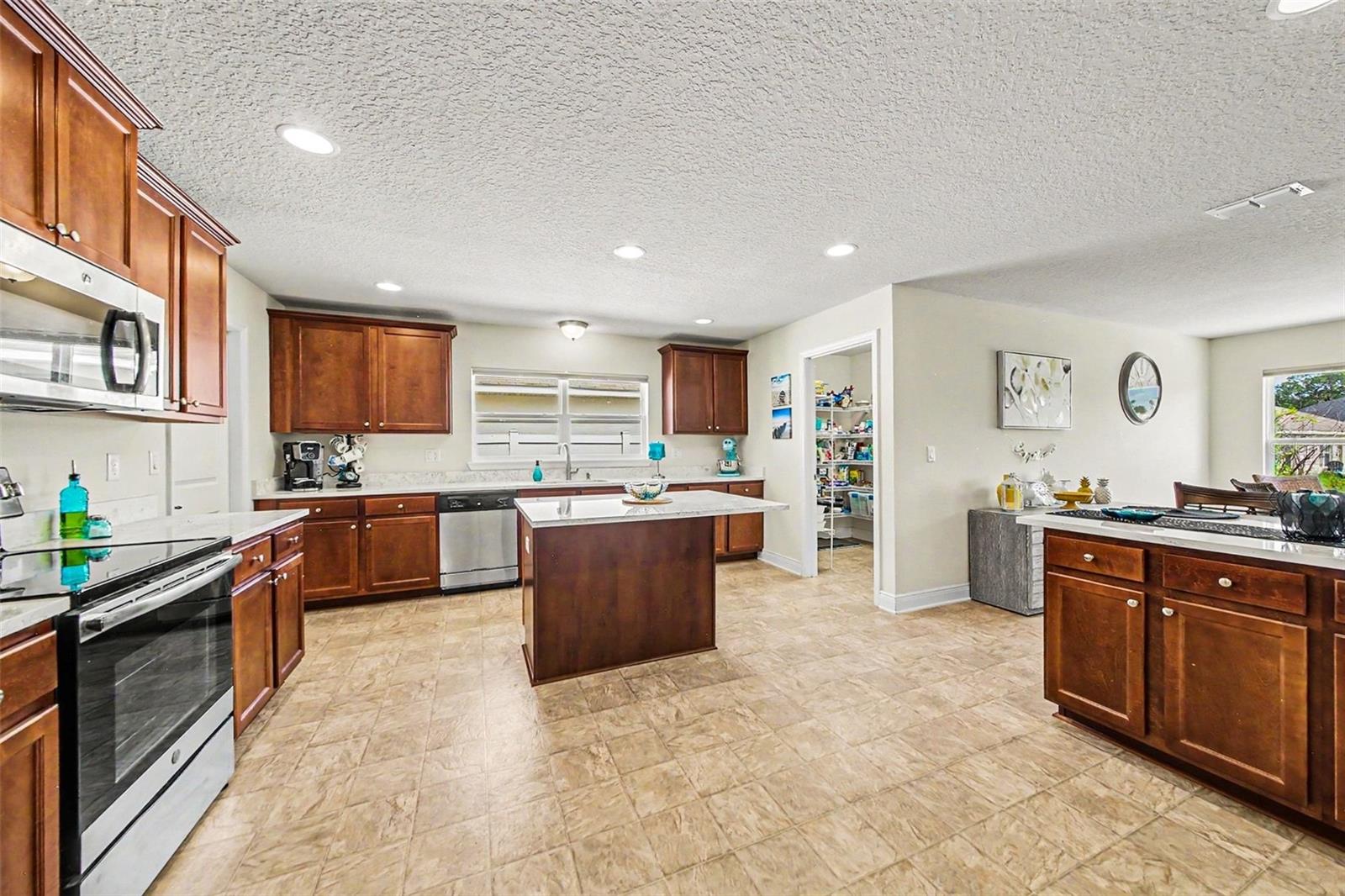 FRUITLAND PARK CHELSEAS RUN - Residential