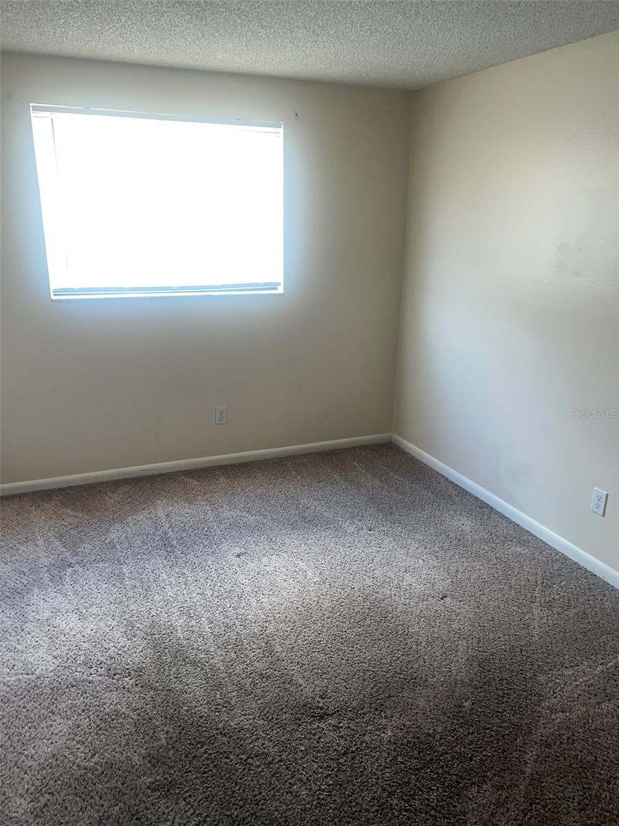 COUNTRY VILLAGE UNIT 1 - Residential Lease