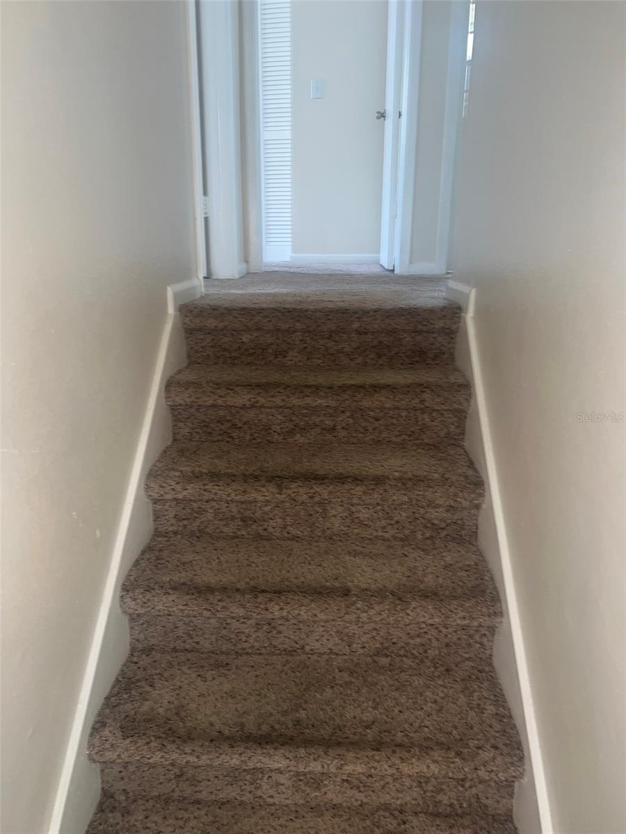 COUNTRY VILLAGE UNIT 1 - Residential Lease